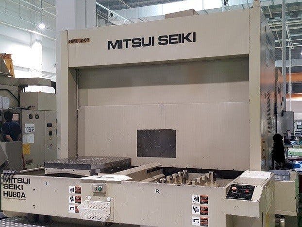 Widok z przodu maszyny Mitsui Seiki HU80A