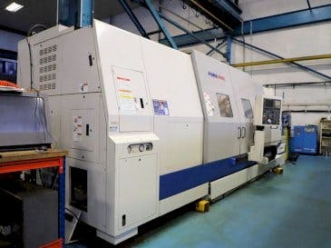 Widok z przodu maszyny Doosan Puma 800L