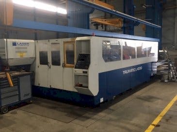 Widok z przodu maszyny Trumpf Trumatic L4030