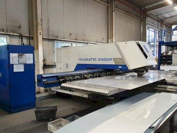 Widok z przodu maszyny Trumpf Trumatic 3000R