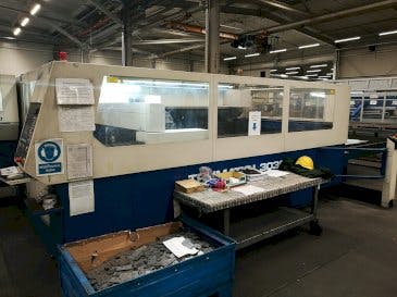 Widok z przodu maszyny Trumpf Trumatic L3030