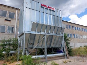 Widok z przodu maszyny MOLDOW MHL Casing EXP